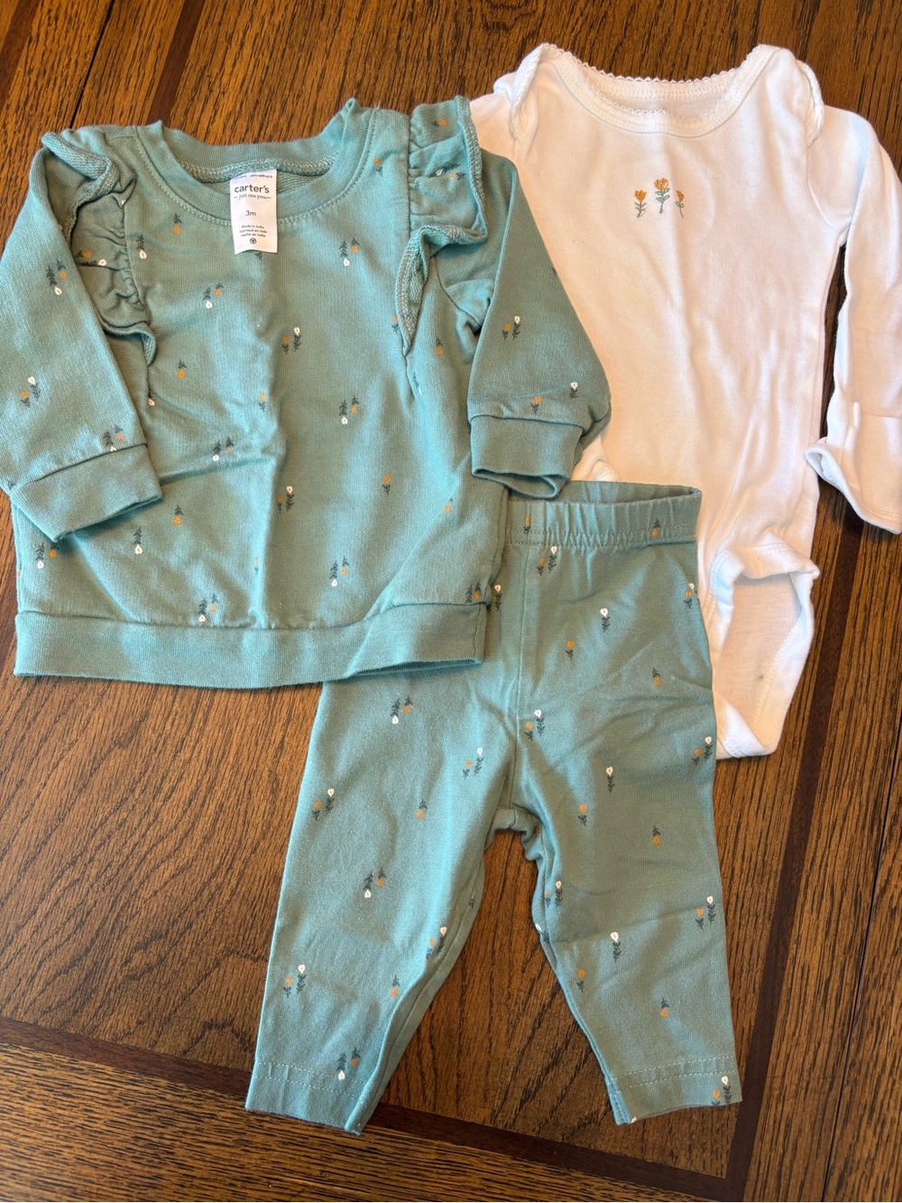 Carter's Green Floral Two-Piece Set with White Bodysuit